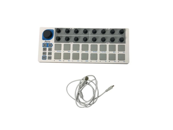 Used Akai MPX8 SD Sample Pad Controller