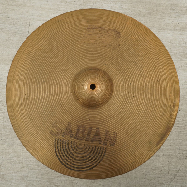 Used Zildjian 18 ZHT MEDIUM THIN CRASH Crash Cymbal 18