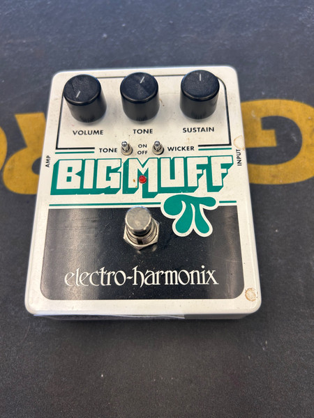 Used Electro Harmonix (E/H) NANO BIG MUFF Fuzz Pedal