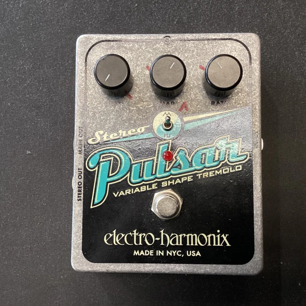 Used Artec RSV3 RESOVIBE Tremolo Pedal