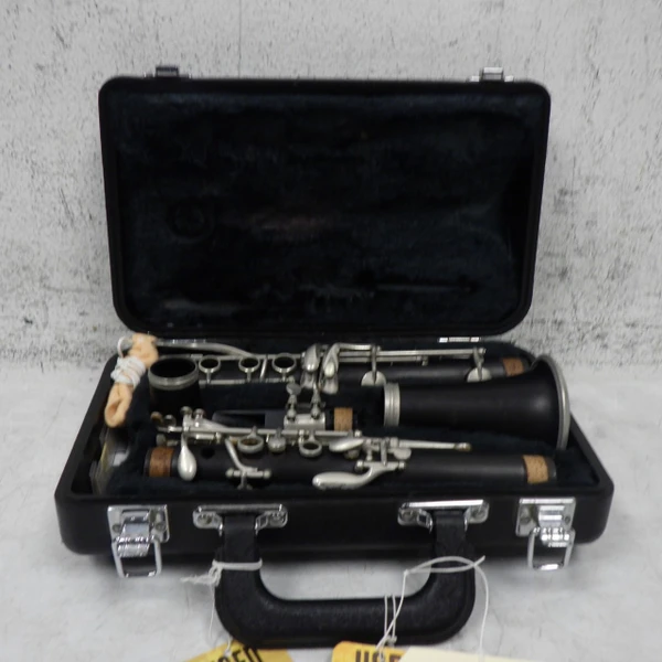 Used Yamaha 250 CLARIENT WITH CASE Resonite Clarinet
