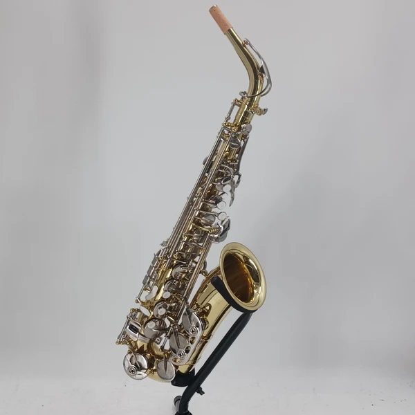 Used Yamaha YAS-26 ALTO SAXOPHONE Alto Saxophone