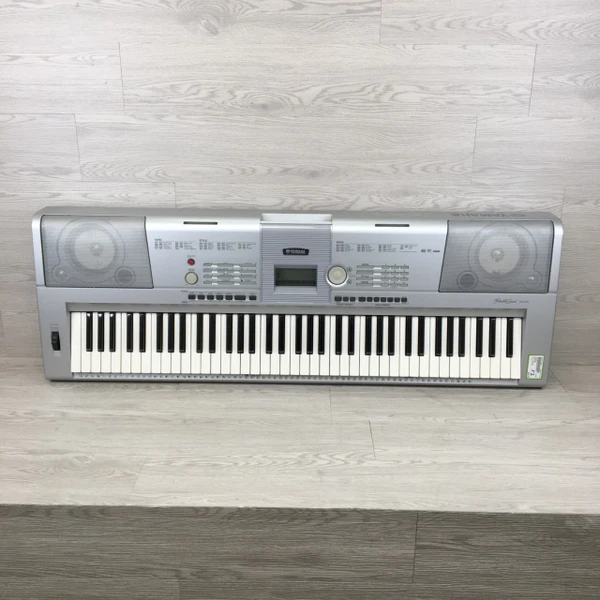Used Yamaha PIAGGERO NP-12 76-Key Keyboard 76-key