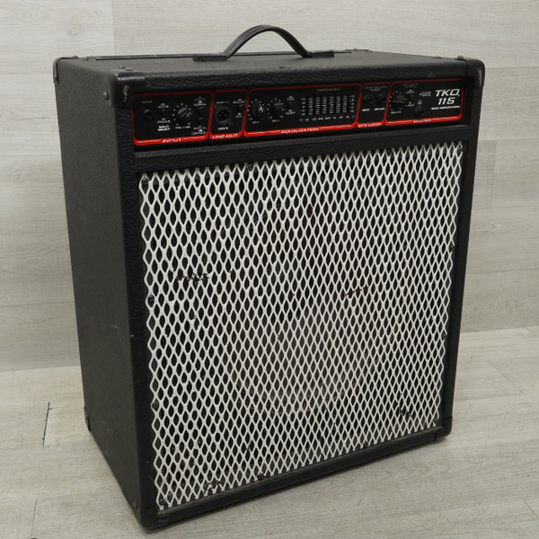Used Peavey TKO 115 80W BASS COMBO 1 x 15 Bass Combo Amplifier 1 x 15