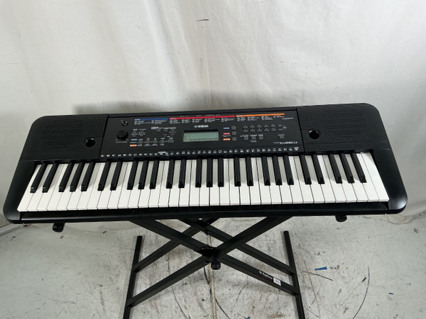 Used Yamaha Psr-e403 61-key Keyboard