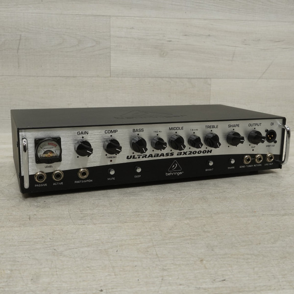 Used Ampeg B2-RE BASS HEAD Rackmount Bass Amplifier Head