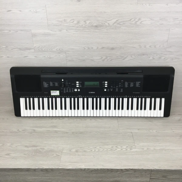 Used Yamaha PSR-90 61-Key Keyboard 61-Key
