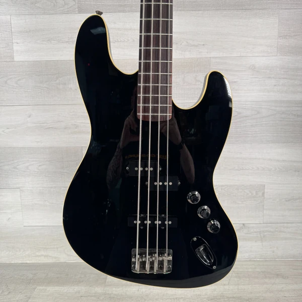 Used Fender HIGHWAY ONE JAZZ BASS J Type Bass Guitar Black 4-String
