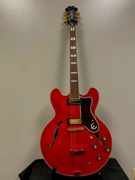 Used Epiphone JOHN LENNON CASINO E230TD Semi-Hollow Electric