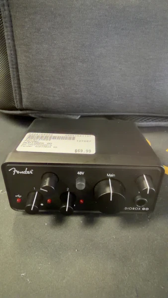 Used Focusrite SCARLETT 2I4 1ST GEN Computer Interface 2 A/D