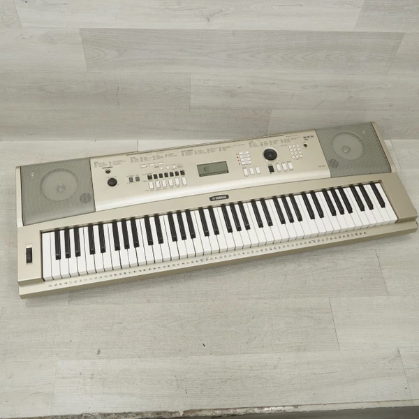 Used Yamaha NP-30 PORTABLE GRAND 76-Key Keyboard 76-key