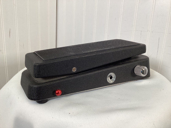 Used BBE BEN WAH Guitar Pedal