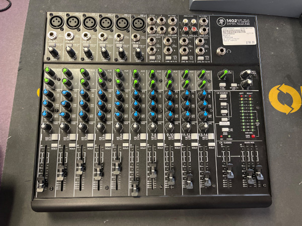 Used Mackie 1604-VLZ PRO 16-CHANNEL MIXER Mixing Console