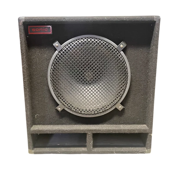 Used Behringer ULTRABASS BA115 1 x 15 Bass Guitar Cabinet 1 x 15