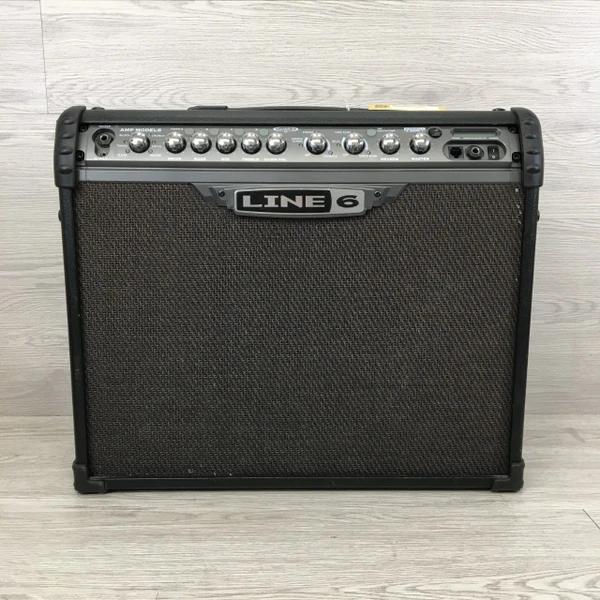 Used Peavey VYPYR X1 1 x 12 Solid State Amplifier 1 x 12