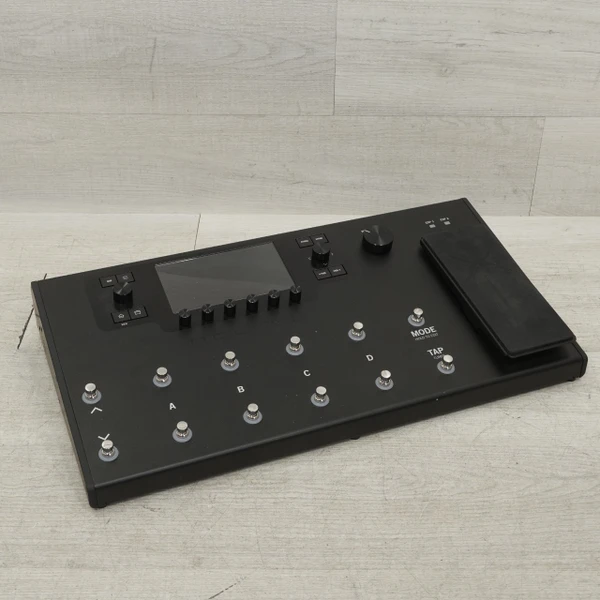 Used Fractal Audio AX8 With EV-1 Floorboard Amp Modeling + Fx