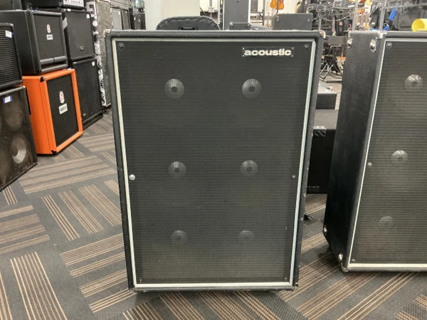 Used Acoustic Model 406 1 x 18 Bass Guitar Cabinet