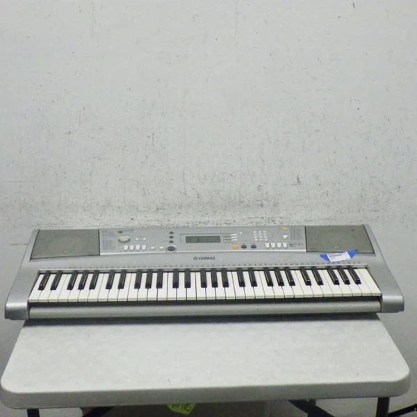 Used Yamaha PSR-E203 W/AC 61-Key Keyboard 61-Key