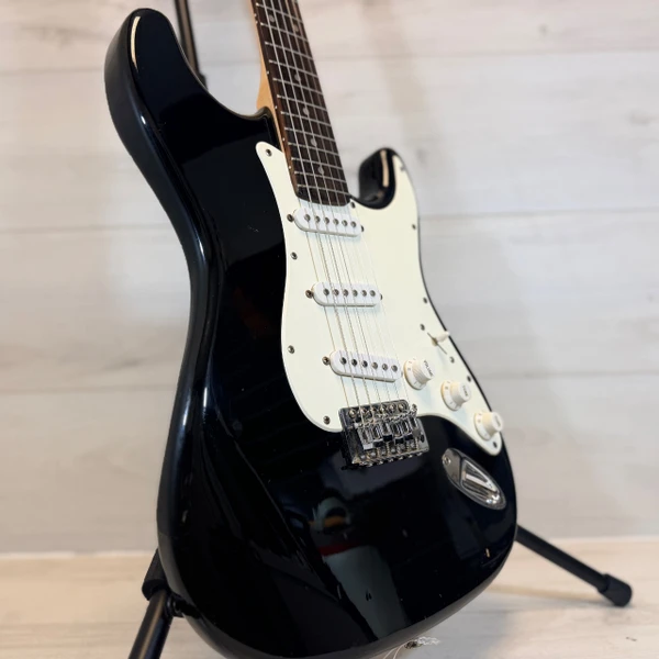 Used Squier STARCASTER STRATOCASTER BLACK SPARKLE S Type Electric