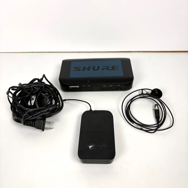 Used Shure SLX4 W/SLX2 WIRELESS HANDHELD Microphone