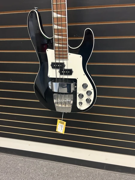 Used Ibanez ARTB100 Bass Guitar Black 4-String