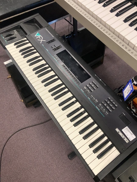 Used Korg KORG TRINITY Vintage 49-Key Synthesizer 49-Key