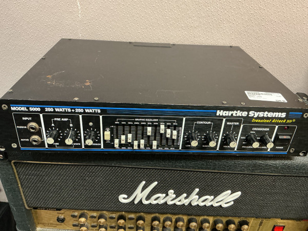 Used Hartke HA3500 IN HARTKE RACK Rackmount Bass Amplifier Head