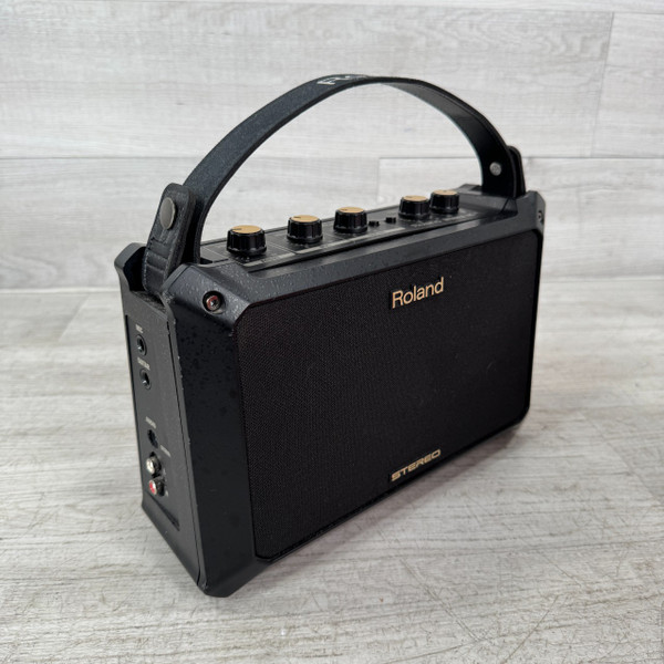 Used Roland MOBILE AC - Acoustic Chorus Guitar Combo Amp
