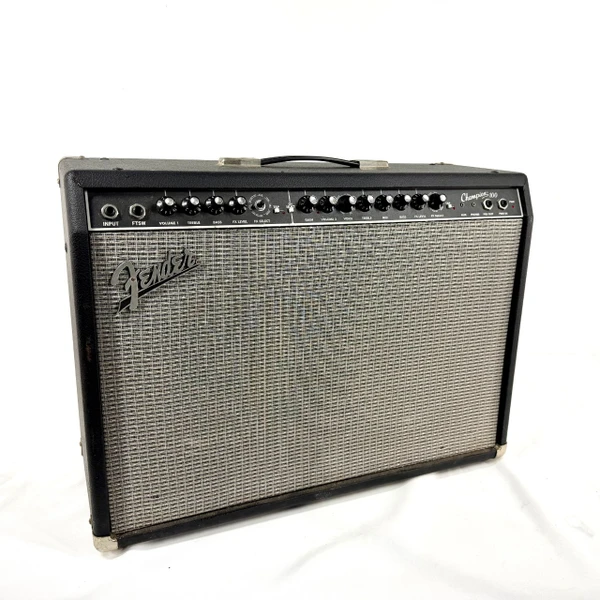Used Fender FM212R 2 x 12 Solid State Amplifier 2 x 12