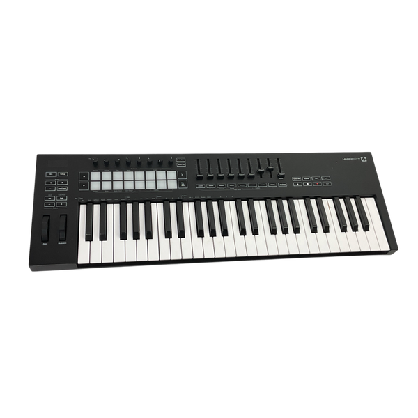 Used Novation LAUNCHKEY 49 MK3 49-Key Controller 49-Key