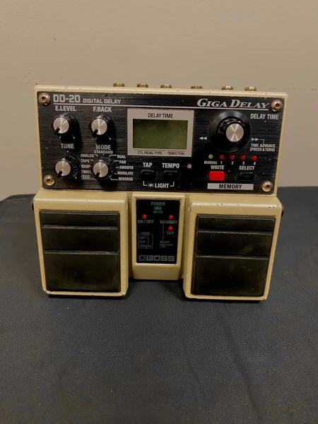 Used J. Rockett Audio Designs THE ALIEN ECHO Delay Pedal