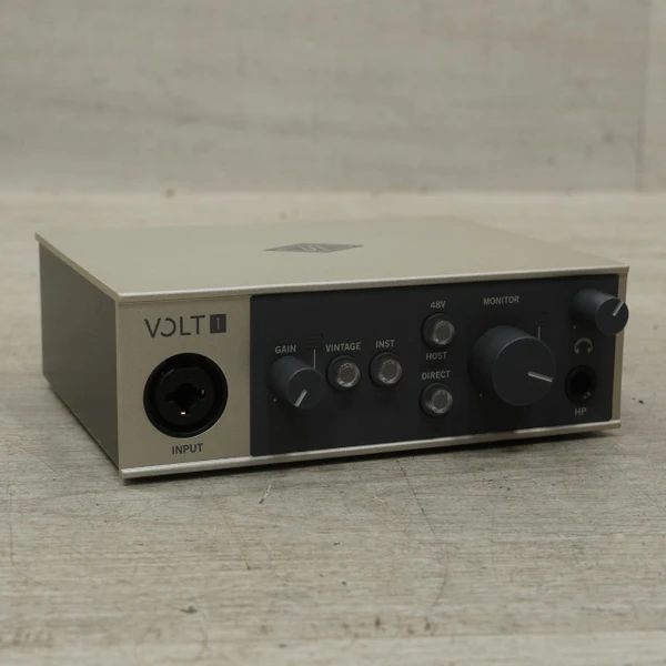 Used Universal Audio VOLT 176 W/BOX Computer Interface 2 A/D