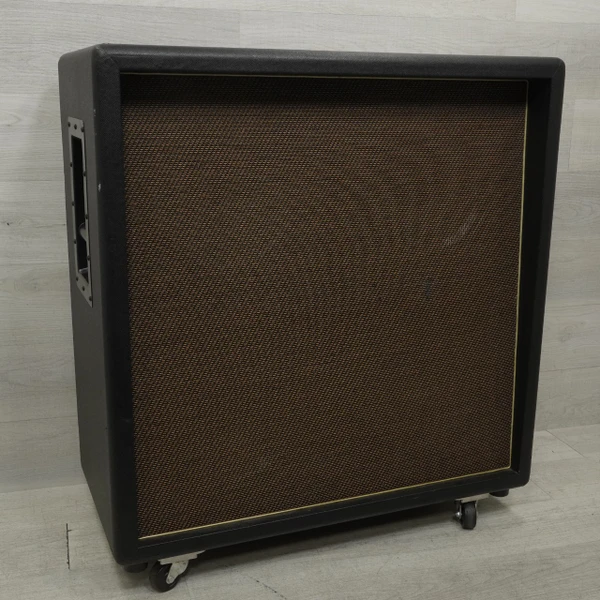 Used Vox AD412 4 x 12 Guitar Speaker Cabinet 4 x 12