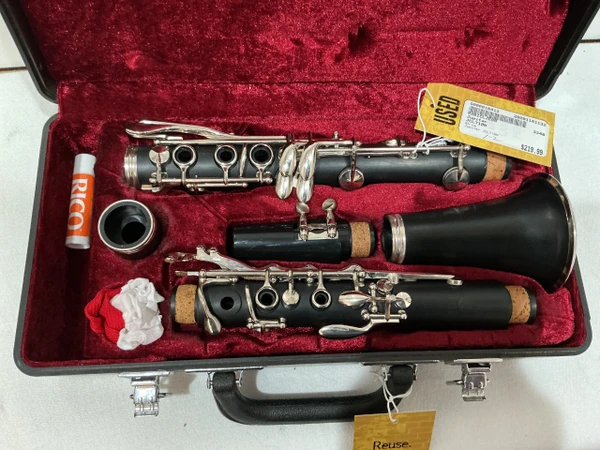 Used Yamaha YCL23N CLARINET Resonite Clarinet