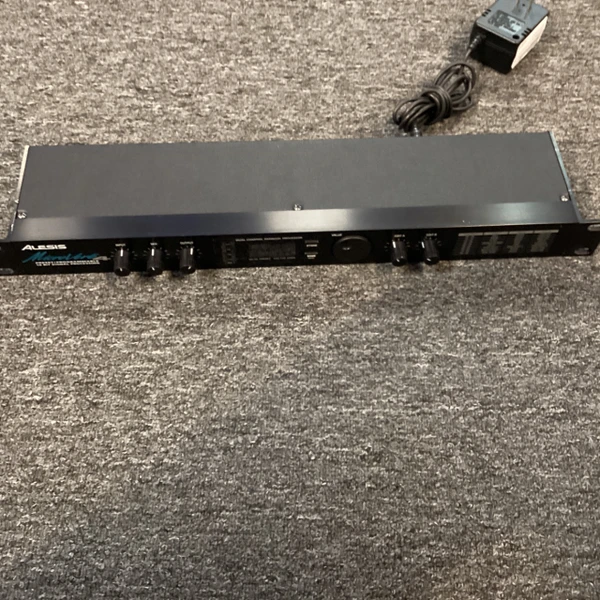 Used Alesis MIDIVERB 4 Multi Effects