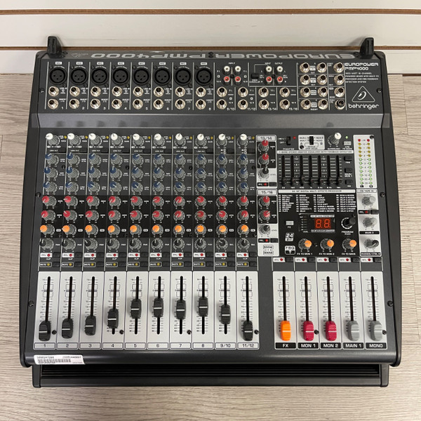 Used Zoom LIVETRACK L-8 Mixing Console