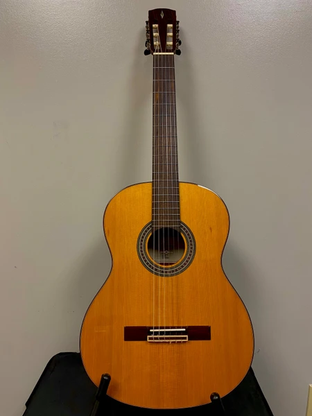 Used RAIMUNDO GUITARRAS ARTESANAS 118 Solid Top Acoustic Guitar