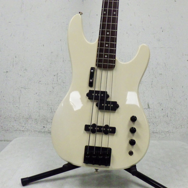 Used GRASSROOTS VIPER BASS