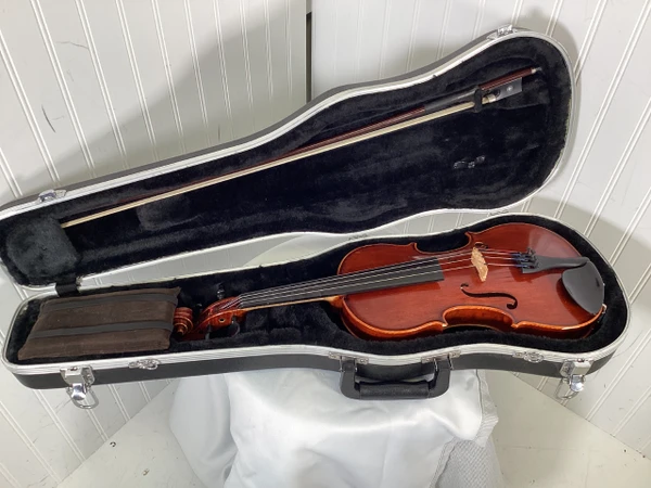 Used William Lewis & Son WL80E4 4/4 VIOLIN Violin 4/4 Size