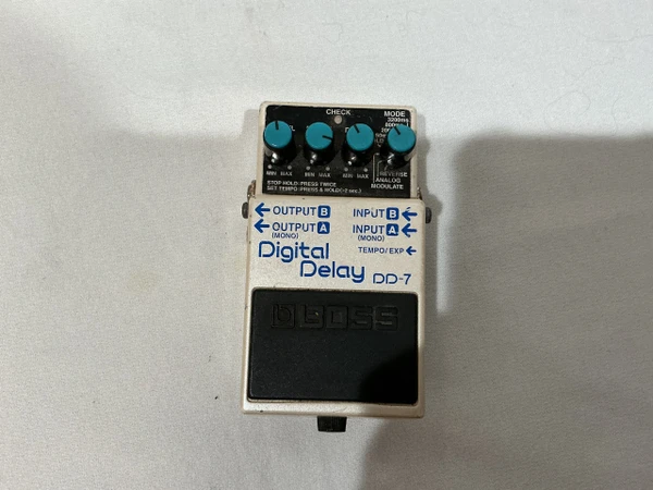 Used AKAI Headrush E1 - Delay and Looper Pedal
