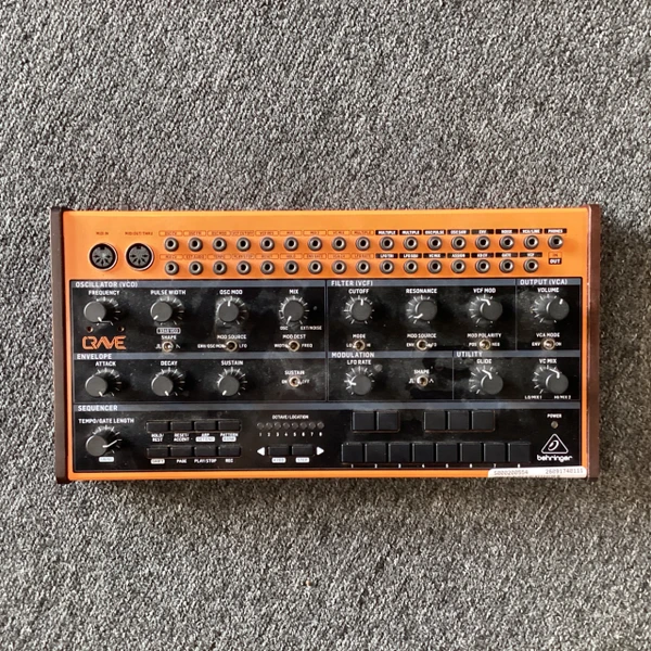 Used Roland RA-90 REALTIME ARRANGER Compact Synthesizer Compact