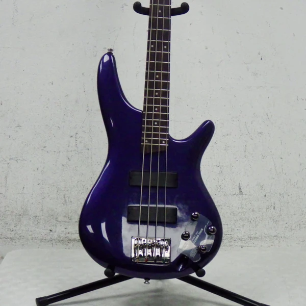 Used Kramer Striker 422s Bass Guitar Black
