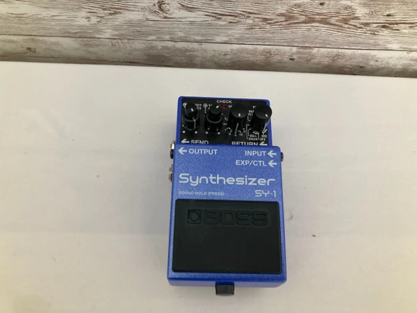 Used Walrus Audio JULIA V1 Synthesizer Pedal