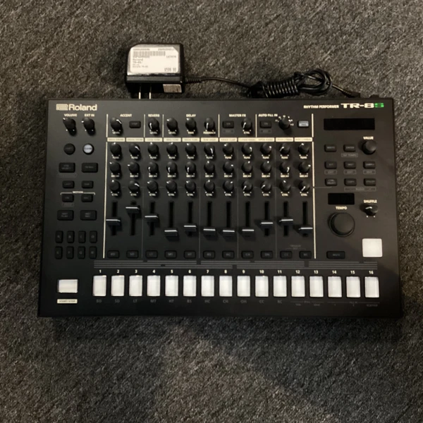 Used Korg TRITON PRO X 88 KEY WORKSTATION 88-Key Synthesizer 88-key