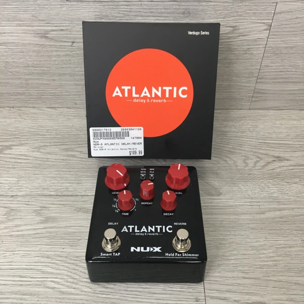 Used AKAI Headrush E1 - Delay and Looper Pedal