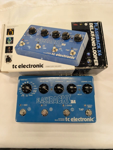 Used AKAI Headrush E1 - Delay and Looper Pedal