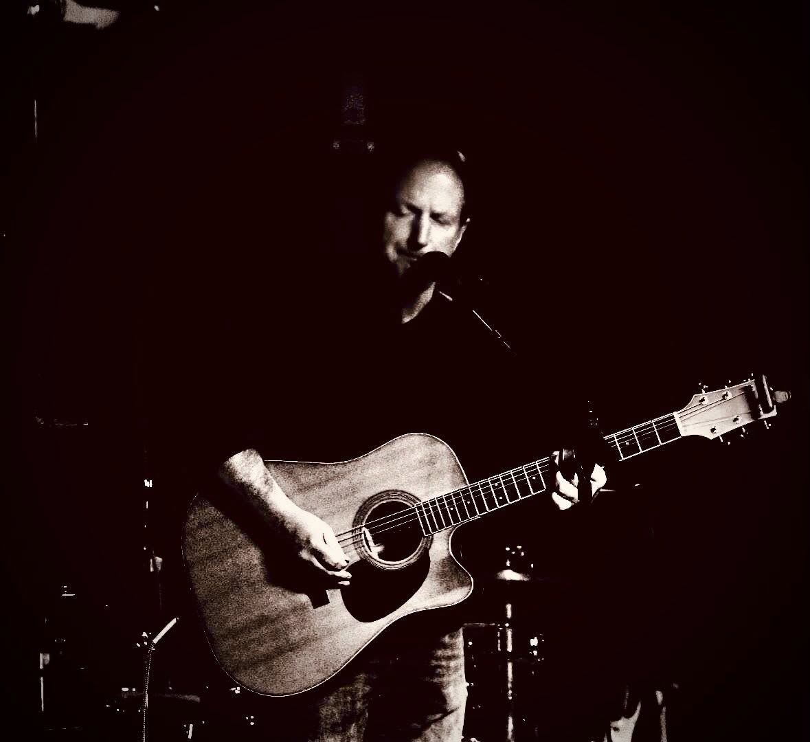 Gary Flanagan - Guitars, pro audio