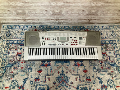 Used Casio LK-94TV Keyboards 61-Key Keyboards
