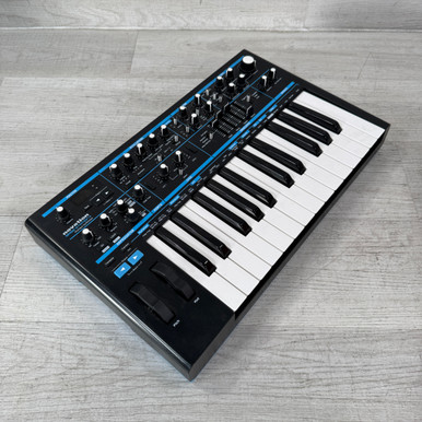 Novation Bass station Ⅱ Novation Bass Station II / AFX Station Hard Case | Analog Cases