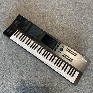 Used AKAI MPC KEY 61 Synthesizer